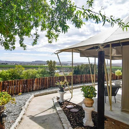 Frontier River Resort Vioolsdrif Bagian luar foto