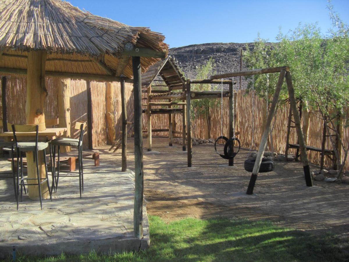 Frontier River Resort Vioolsdrif Bagian luar foto