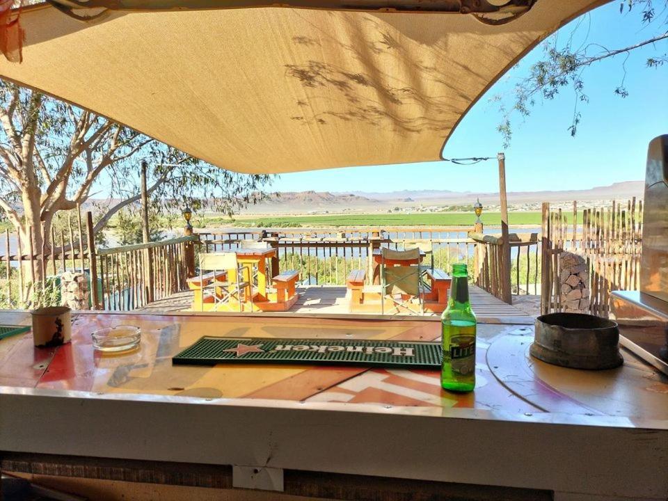 Frontier River Resort Vioolsdrif Bagian luar foto