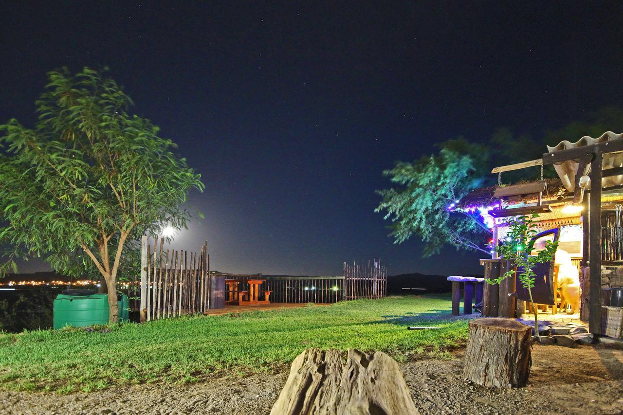 Frontier River Resort Vioolsdrif Bagian luar foto